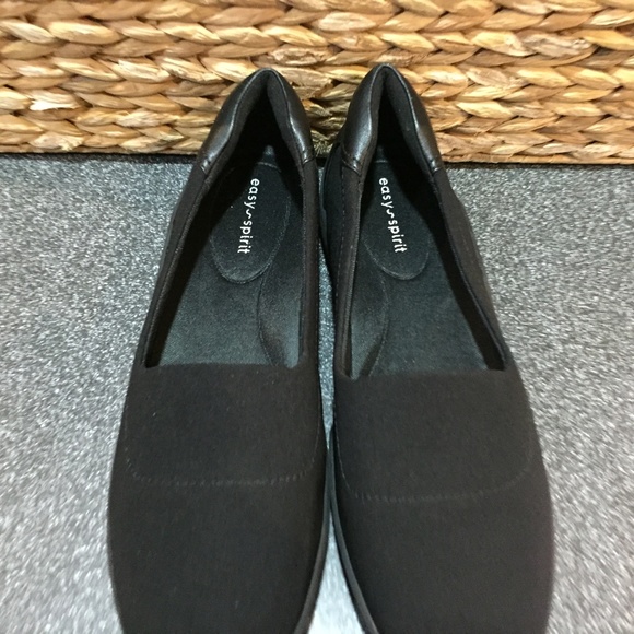 Easy Spirit Black Gift 2 Slip-on Shoes - Picture 3 of 14